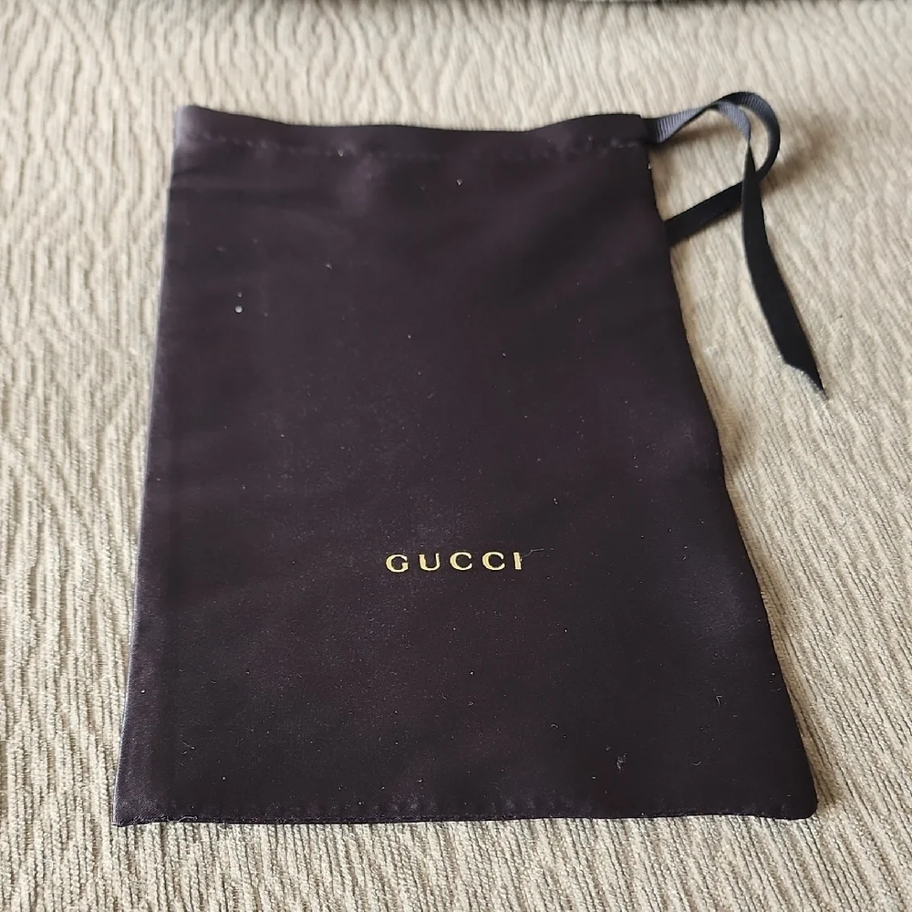 Gucci Black and Grey Eyewear Case Set - Picture 6 of 11